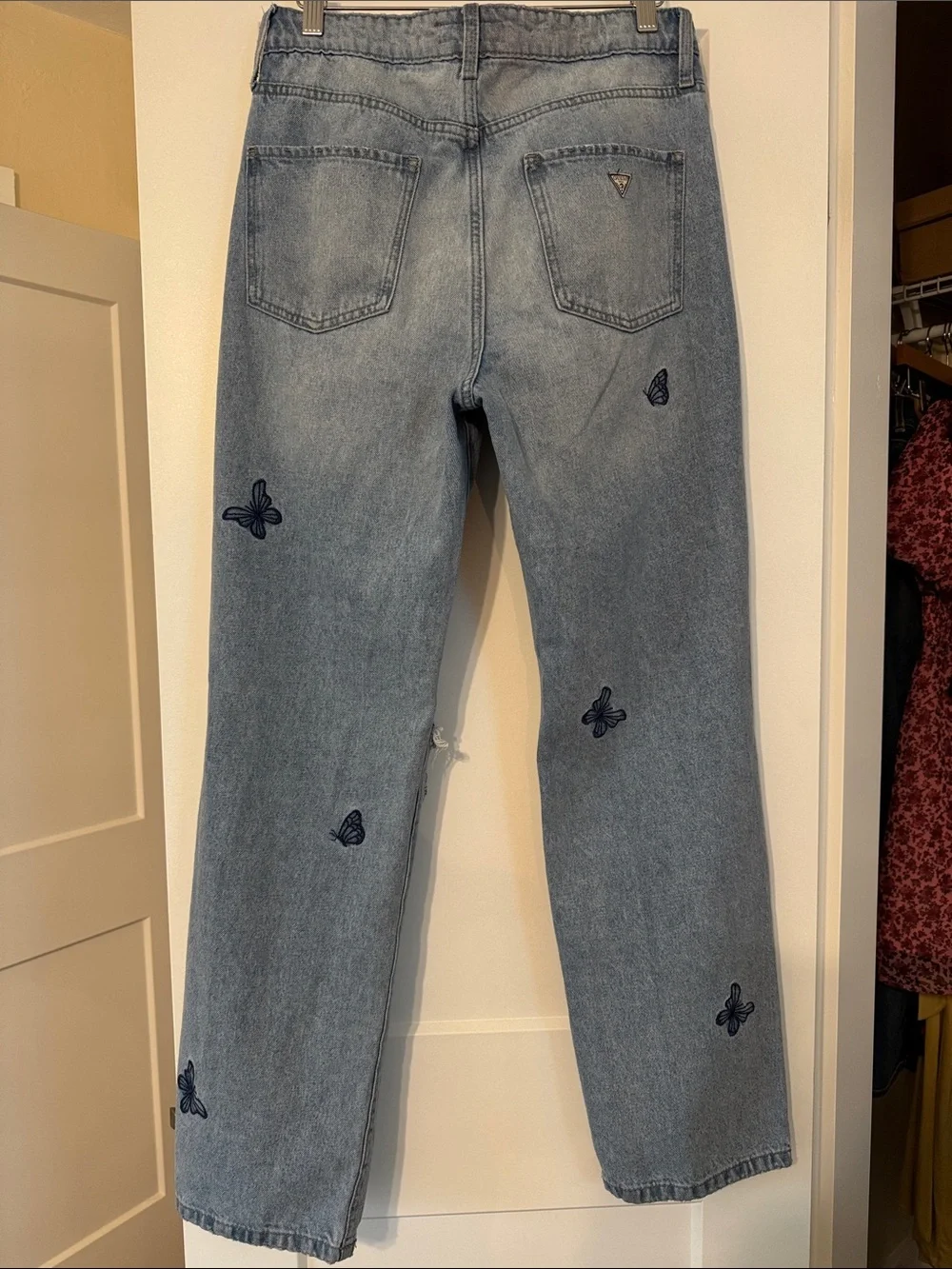 Guess Butterfly Embroidered Distressed Straight Leg Jeans Y2K‎ Fairy Grunge Sz 6